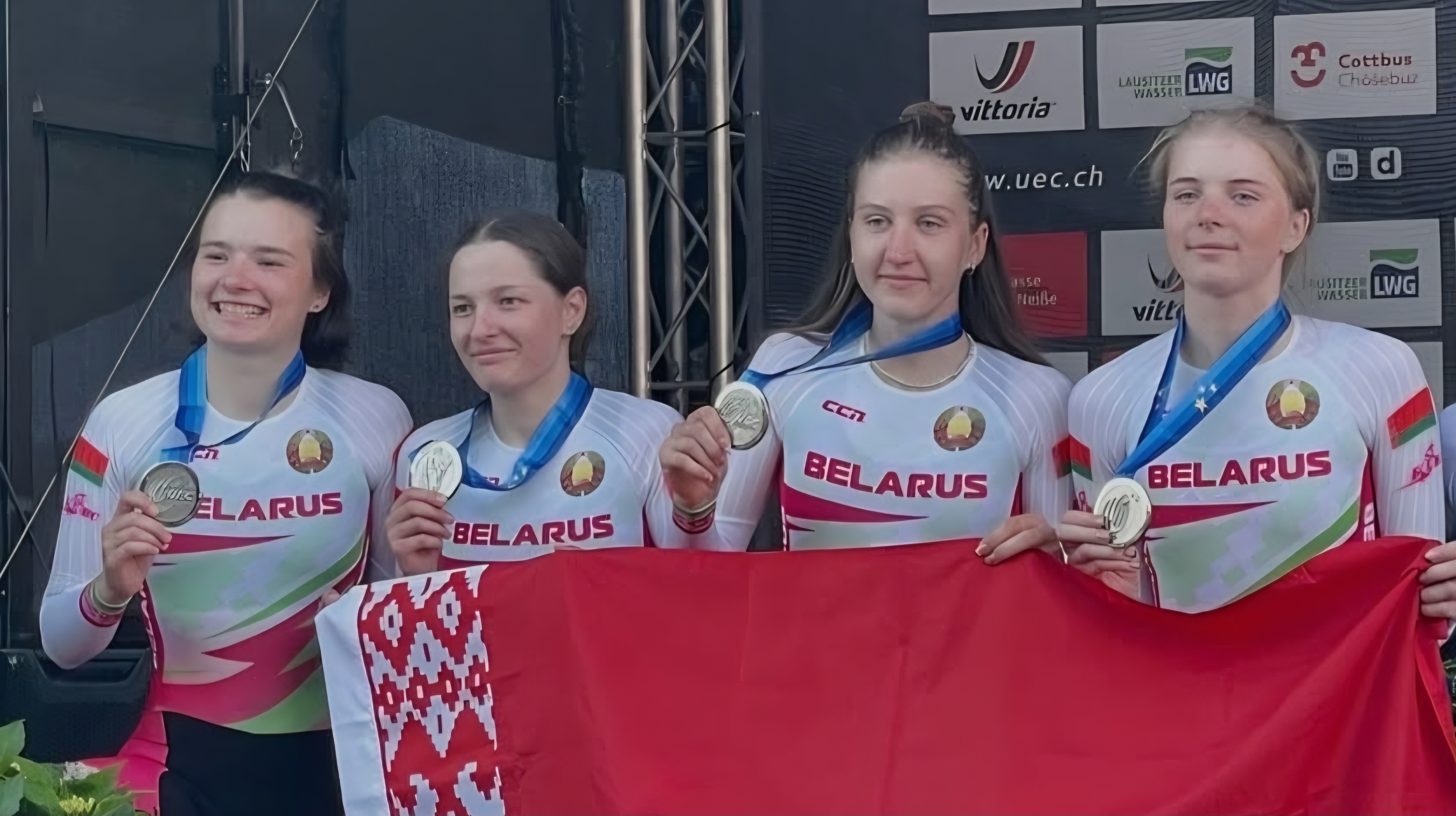 Серебро в командной гонке преследования у женщин U23  на Чемпионате Европы 